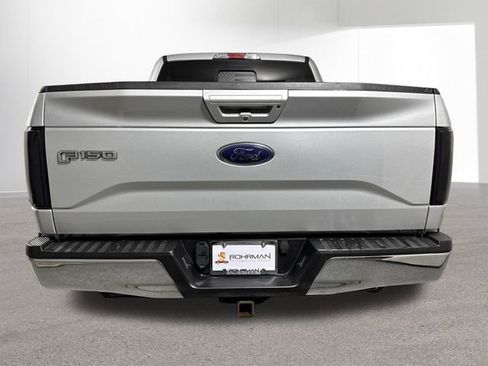 Used 2016 Ford F150 Lariat w/ Trailer Tow Package image 31