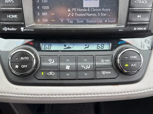 Used 2016 Toyota RAV4 XLE AWD/4WD image 30