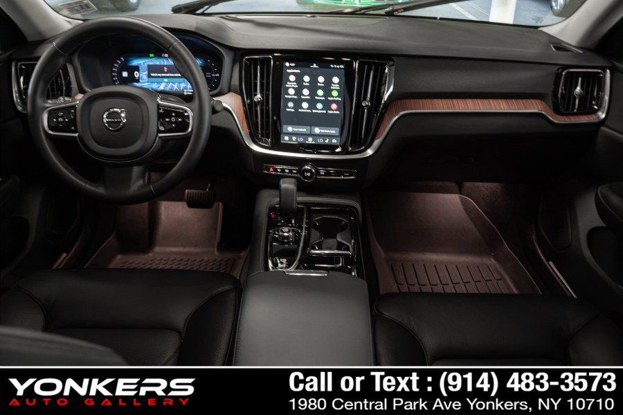 Used 2025 Volvo S60 T8 Plus AWD/4WD image 28