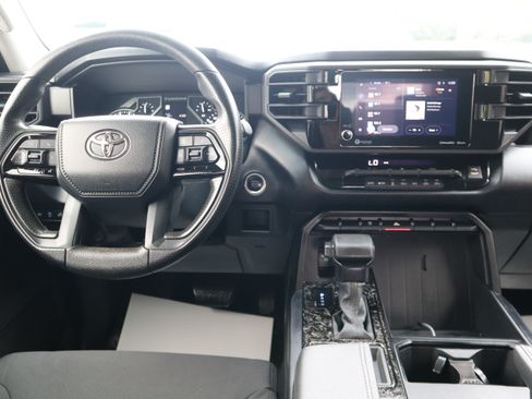 Used 2023 Toyota Tundra SR AWD/4WD image 14