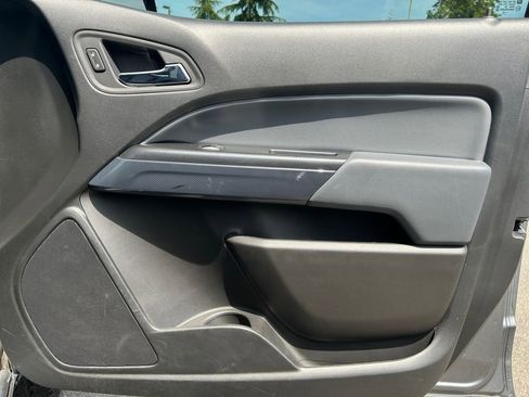 Used 2019 Chevrolet Colorado Z71 image 24