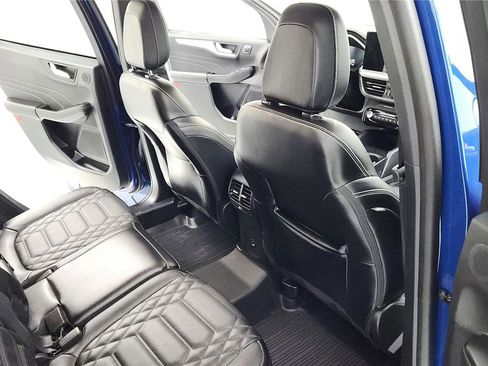 Used 2023 Ford Escape Platinum w/ Premium Technology Package image 29