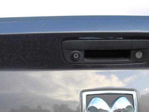 Used 2016 RAM 1500 Sport image 9