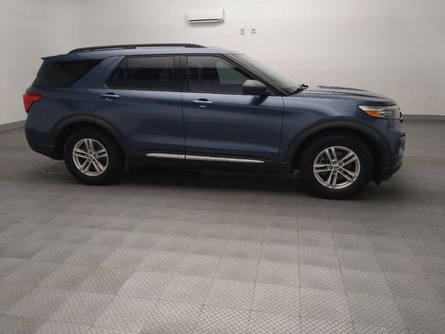 Used 2020 Ford Explorer XLT w/ Equipment Group 202A RWD image 11