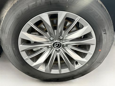 Used 2025 MAZDA CX-90 3.3 Turbo w/ Preferred Package AWD/4WD image 11