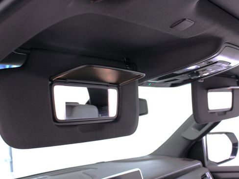 Used 2022 GMC Yukon SLT w/ SLT Premium Package image 73