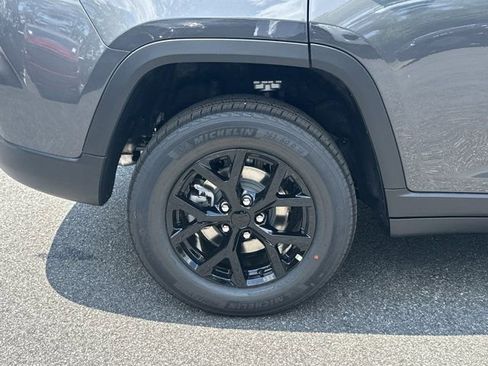 New 2026 Jeep Grand Cherokee Altitude RWD image 17