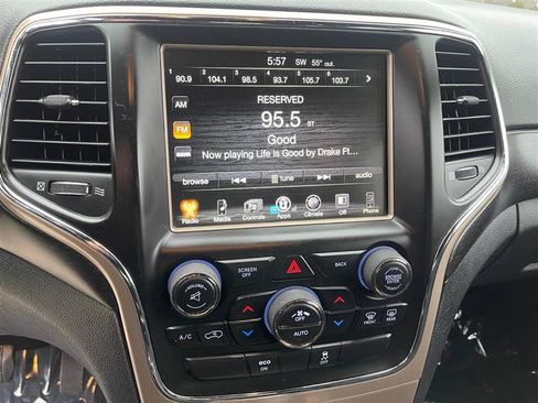 Used 2015 Jeep Grand Cherokee Laredo w/ Quick Order Package 23E AWD/4WD image 44