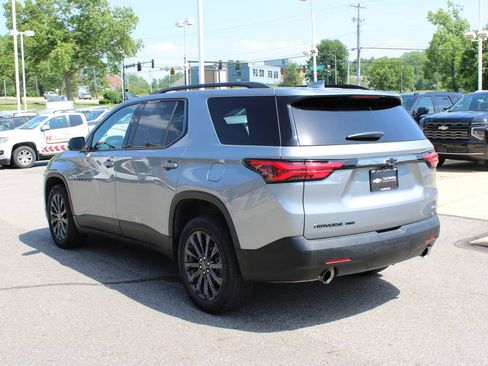 Certified 2023 Chevrolet Traverse RS w/ LPO, Floor Liner Package AWD/4WD image 36