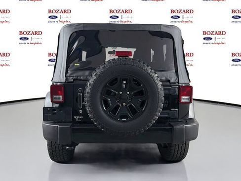 Used 2015 Jeep Wrangler Sport AWD/4WD image 7