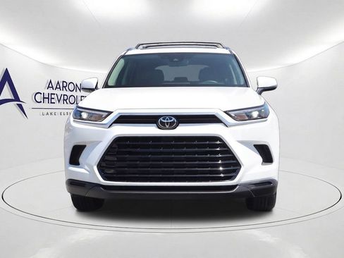Used 2025 Toyota Grand Highlander AWD Hybrid image 2