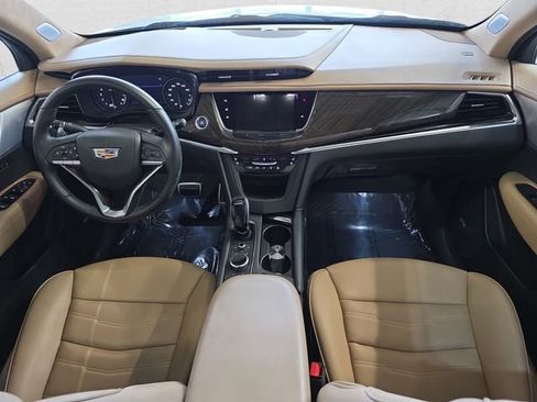 Certified 2024 Cadillac XT6 Sport w/ Platinum Package image 9