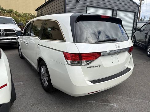 Used 2016 Honda Odyssey EX-L image 2