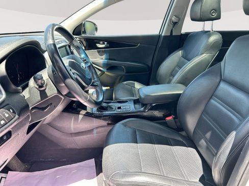 Used 2019 Kia Sorento EX w/ EX Touring Package AWD/4WD image 24