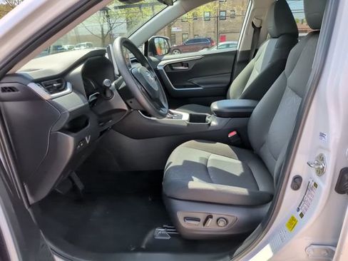 Certified 2025 Toyota RAV4 XLE image 17