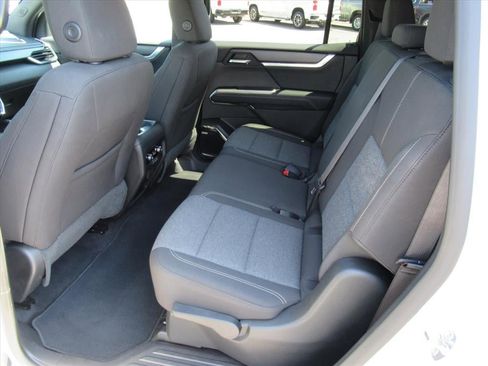 Used 2025 GMC Acadia Elevation FWD image 31
