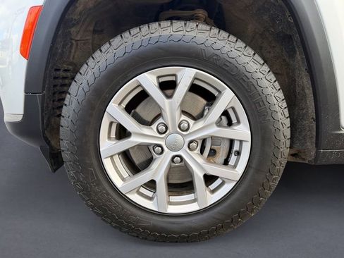 Used 2021 Jeep Grand Cherokee L Limited image 9