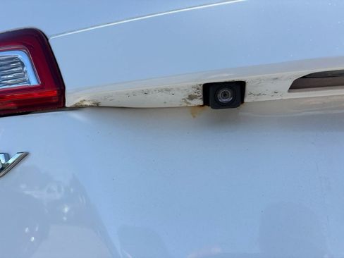Used 2014 Toyota Camry LE w/ Moonroof Package FWD image 15