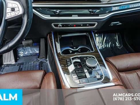 Used 2025 BMW X7 xDrive40i AWD/4WD image 45