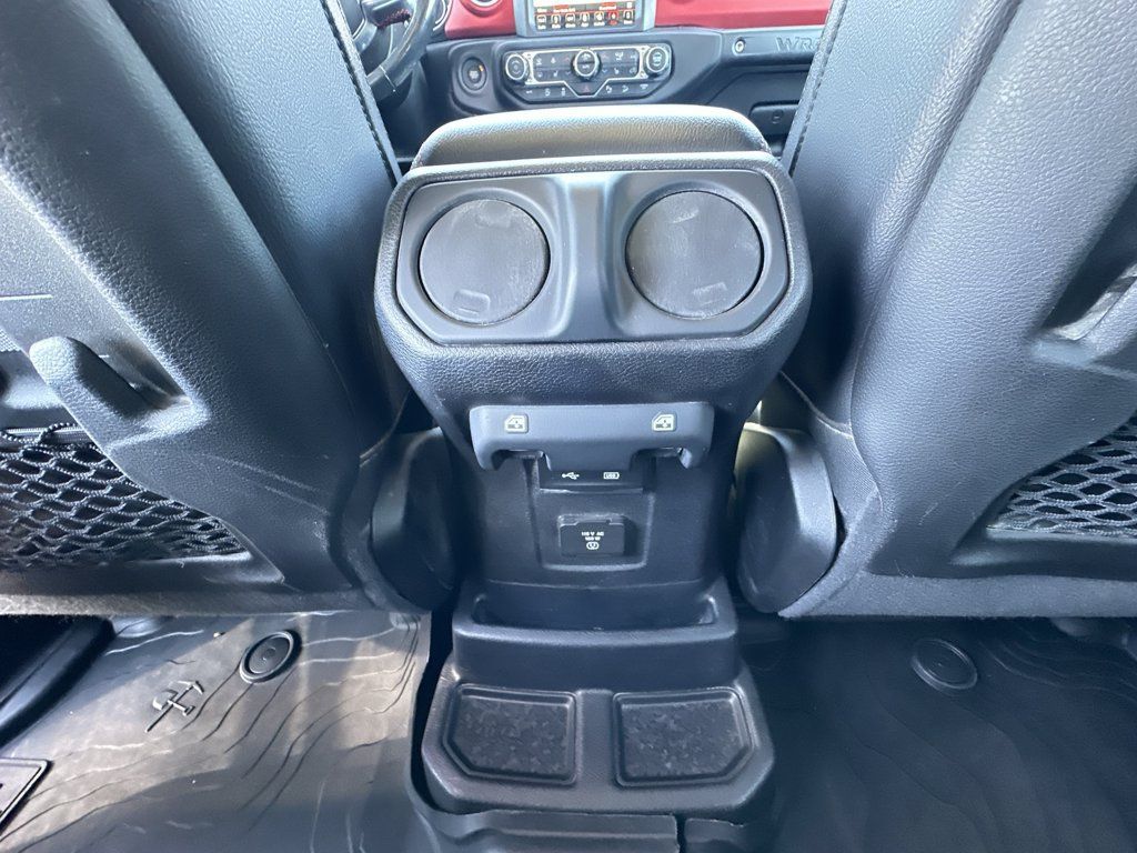 Used 2018 Jeep Wrangler Unlimited Rubicon AWD/4WD image 21