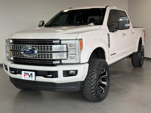 Used 2017 Ford F350 Platinum w/ Platinum Ultimate Package AWD/4WD image 3