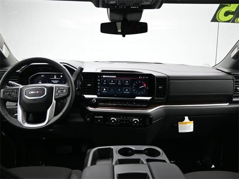 Used 2025 GMC Sierra 1500 Elevation image 19
