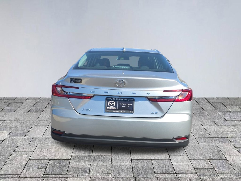 Used 2025 Toyota Camry LE FWD image 6