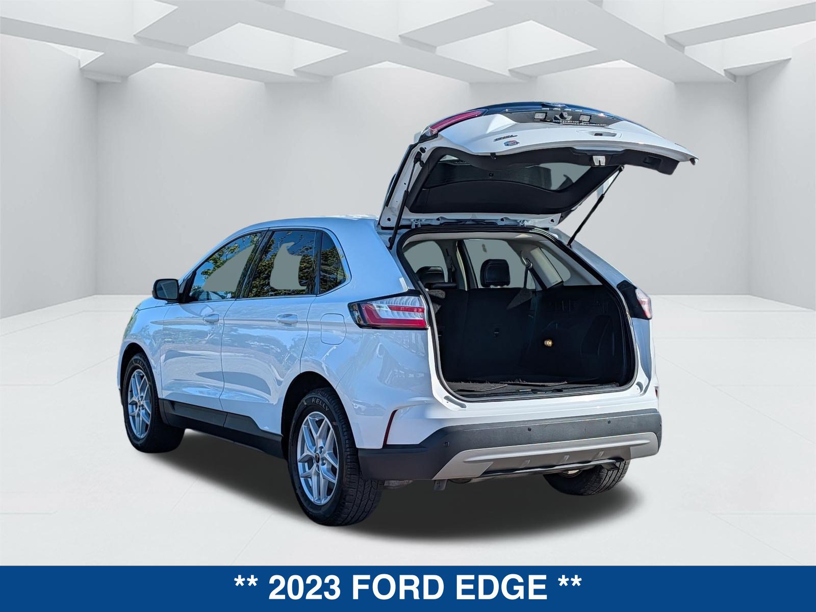Used 2023 Ford Edge SEL AWD/4WD image 14