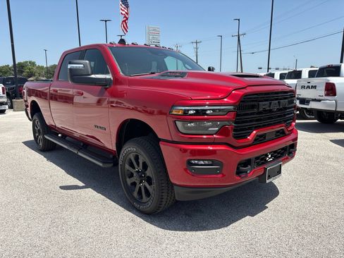 New 2026 RAM 2500 Laramie w/ Night Edition AWD/4WD image 8