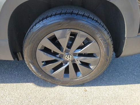 Certified 2023 Volkswagen Taos S image 27