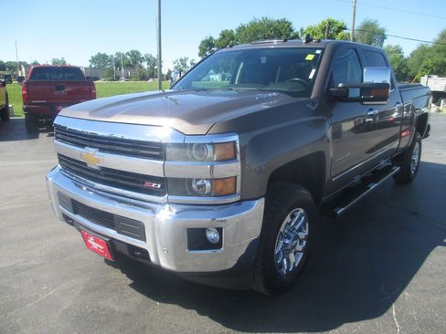Used 2015 Chevrolet Silverado 2500 LTZ w/ Duramax Plus Package AWD/4WD image 13