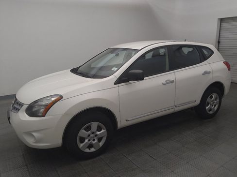 Used 2014 Nissan Rogue S AWD/4WD image 2