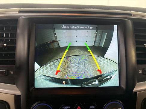 Used 2018 RAM 2500 SLT image 16