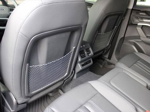 Certified 2025 Audi Q5 Premium Plus w/ Premium Plus image 47