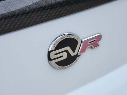 Used 2019 Land Rover Range Rover Sport SVR image 11