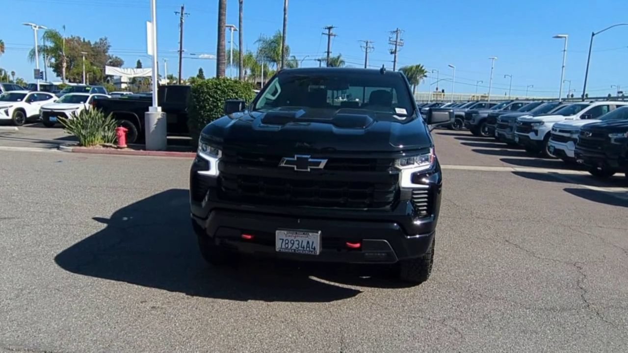 Used 2024 Chevrolet Silverado 1500 LT Trail Boss w/ Protection Package AWD/4WD image 3