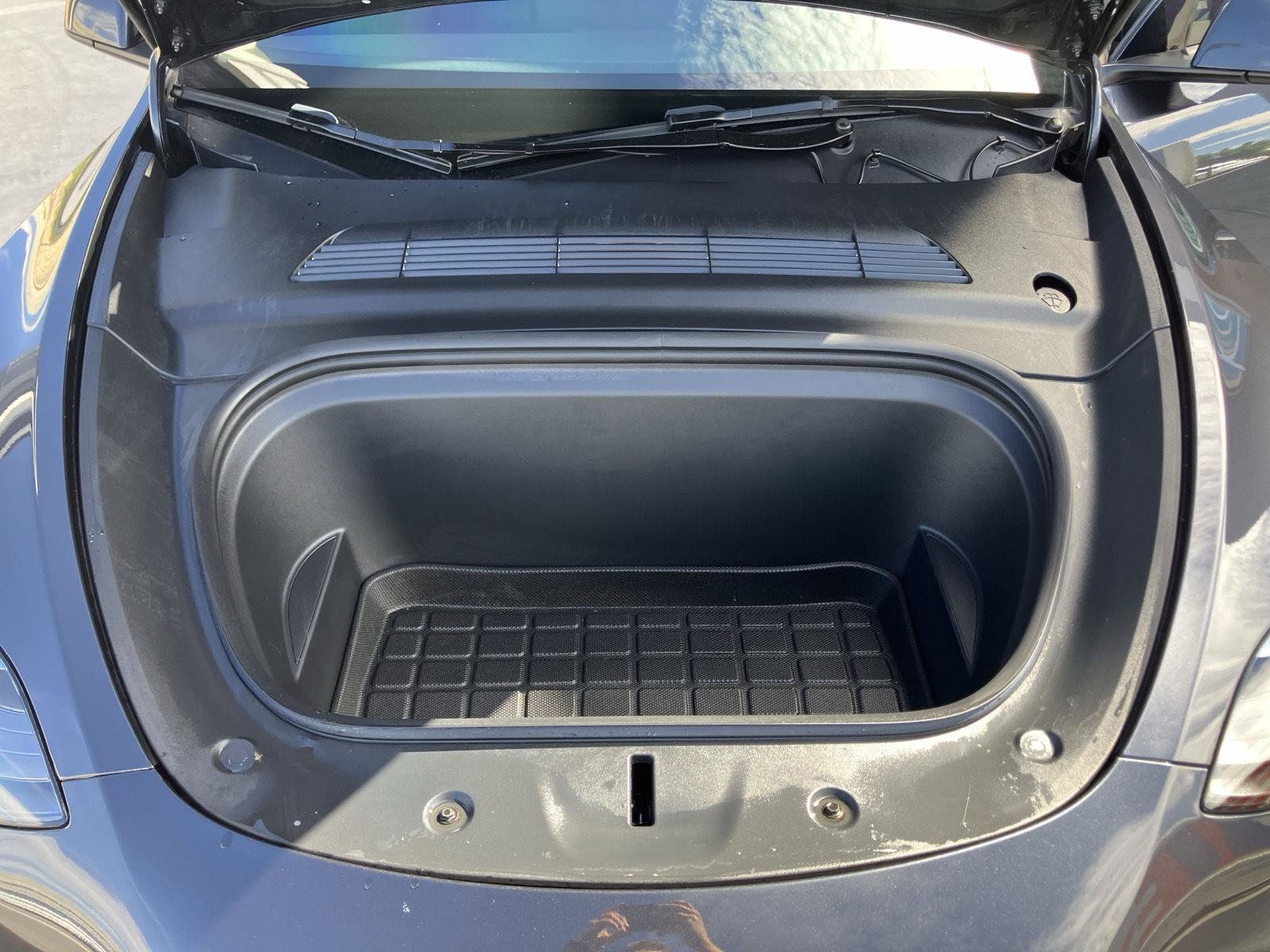 Used 2024 Tesla Model Y Long Range AWD/4WD image 24