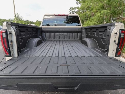 New 2026 GMC Sierra 2500 AT4 w/ AT4 Premium Plus Package AWD/4WD image 30