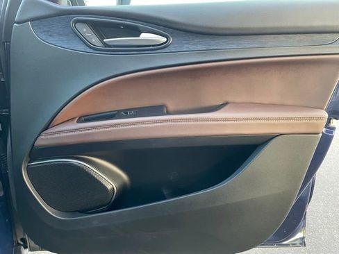 Used 2021 Alfa Romeo Stelvio Sprint w/ Sun & Sound Package image 28