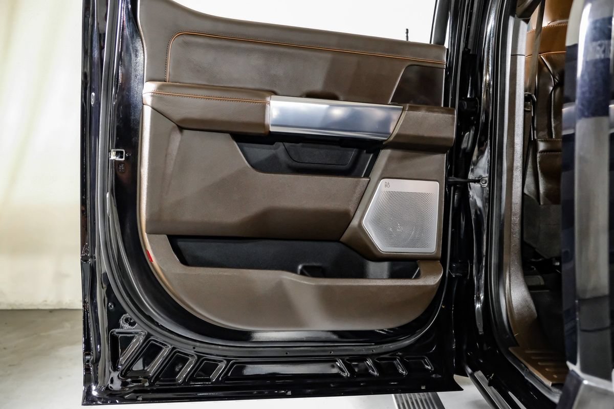 Used 2024 Ford F250 King Ranch w/ Chrome Package AWD/4WD image 39