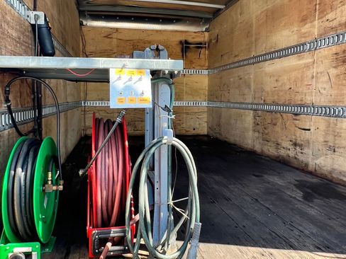 Used 2019 Freightliner Sprinter 3500 w/ Premium Package image 18