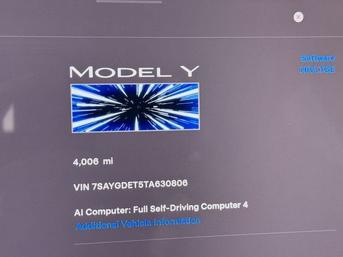 Used 2026 Tesla Model Y Performance AWD/4WD image 12