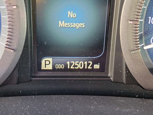 Used 2017 Toyota Sienna XLE Premium image 30