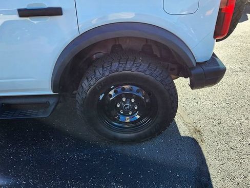 Used 2023 Ford Bronco Black Diamond AWD/4WD image 19