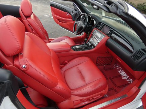 Used 2007 Lexus SC 430 Convertible image 25