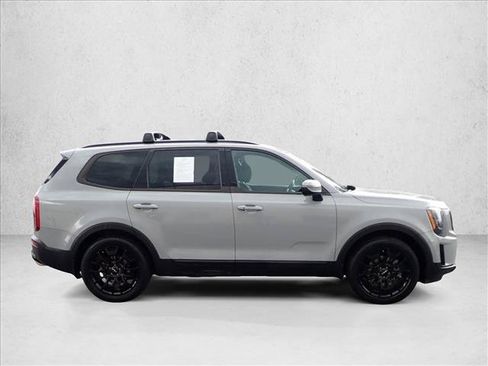 Used 2022 Kia Telluride SX w/ SX Prestige Package AWD/4WD image 5