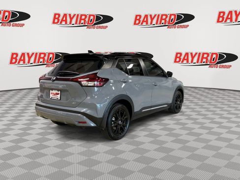 Used 2024 Nissan Kicks SR w/ SR Premium Package FWD image 8