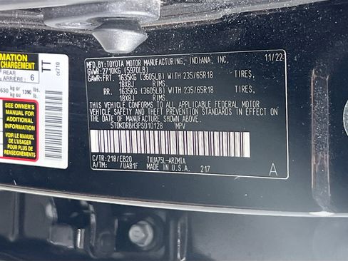 Used 2023 Toyota Highlander XLE image 33