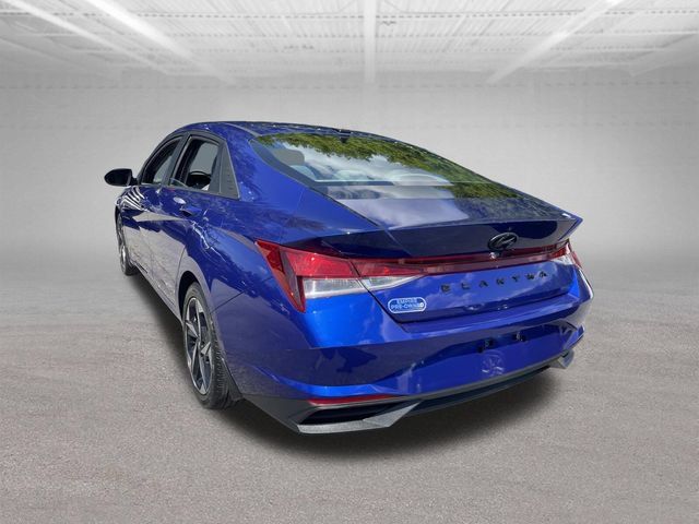 Used 2023 Hyundai Elantra SEL w/ Convenience Package FWD image 9