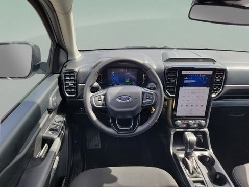 New 2026 Ford Ranger XLT w/ Equipment Group 301A High image 8